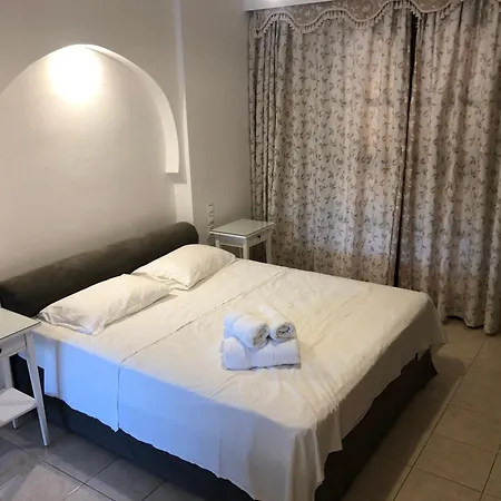 Christina Skiathos شقة فندقية