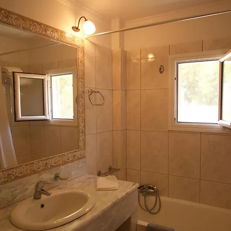 Christina Skiathos 3*