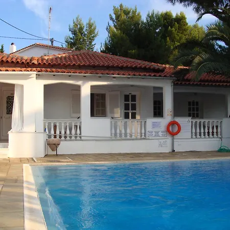 شقة فندقية Christina Skiathos 3*