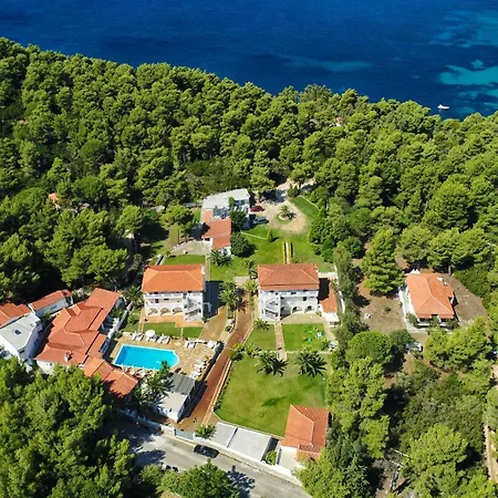 Christina Skiathos Aparthotel Vromolimnos