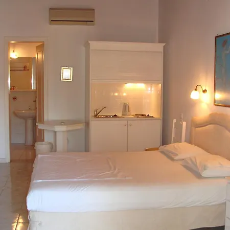 Christina Skiathos 3*